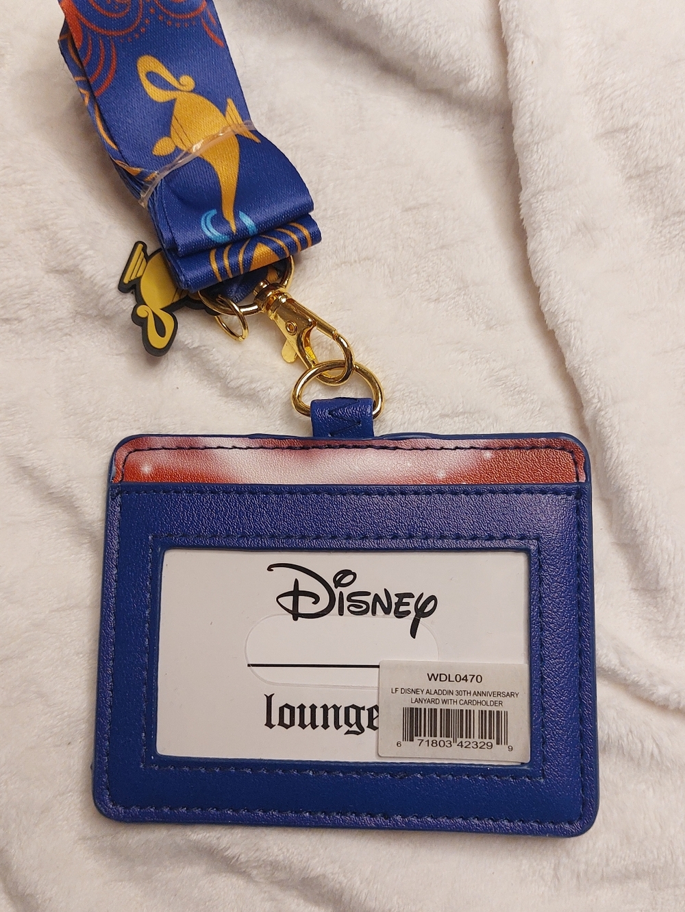 Loungefly: Disney - Aladdin 30th Anniversary Lanyard with Cardholder - Picture 3 of 5